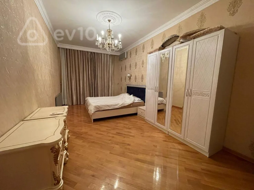 3 otaqlı mənzil, 200 m², Afiyəddin Cəlilov 26 — kirayə — Mənzil, Bakı (4)