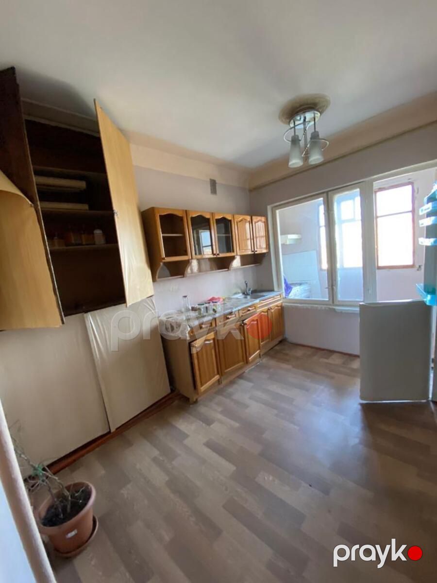 Satılır 2 otaqlı köhnə tikili 65 m² — Mənzil, Bakı (11)