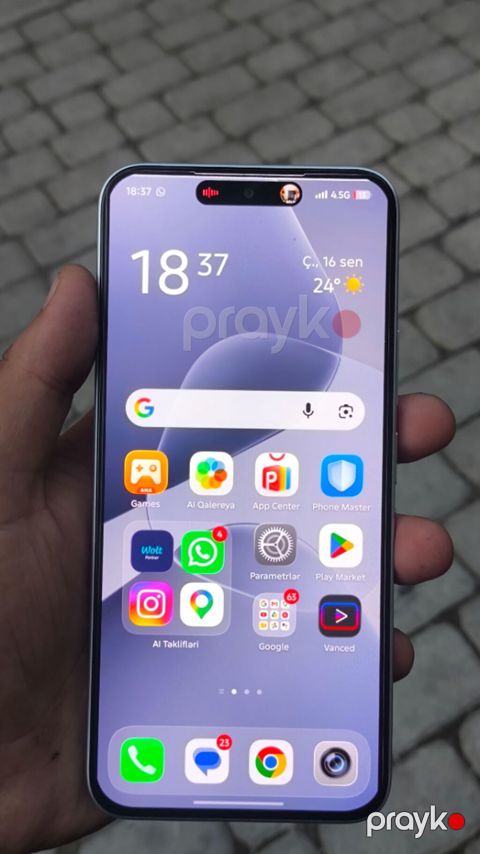 Infinix Hot 60 Pro, 8 GB, rəng - Gümüşü, Zəmanət, Kredit, Face ID — Bakı