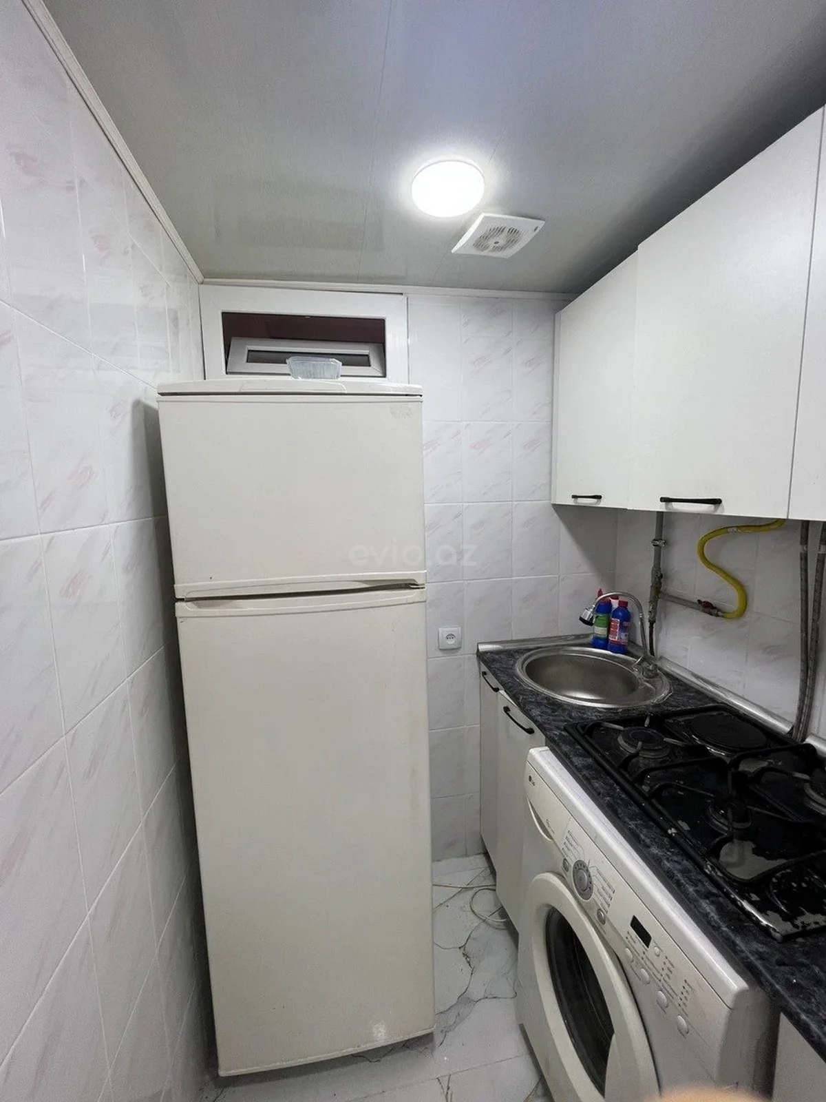 Kirayə 2 otaqlı mənzil Nəsimi metrosu yaxınlığında — Mənzil, Bakı (5)