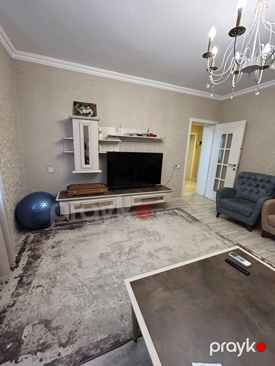 Satılır 3 otaqlı köhnə tikili 85 m² — Mənzil, Bakı (2)