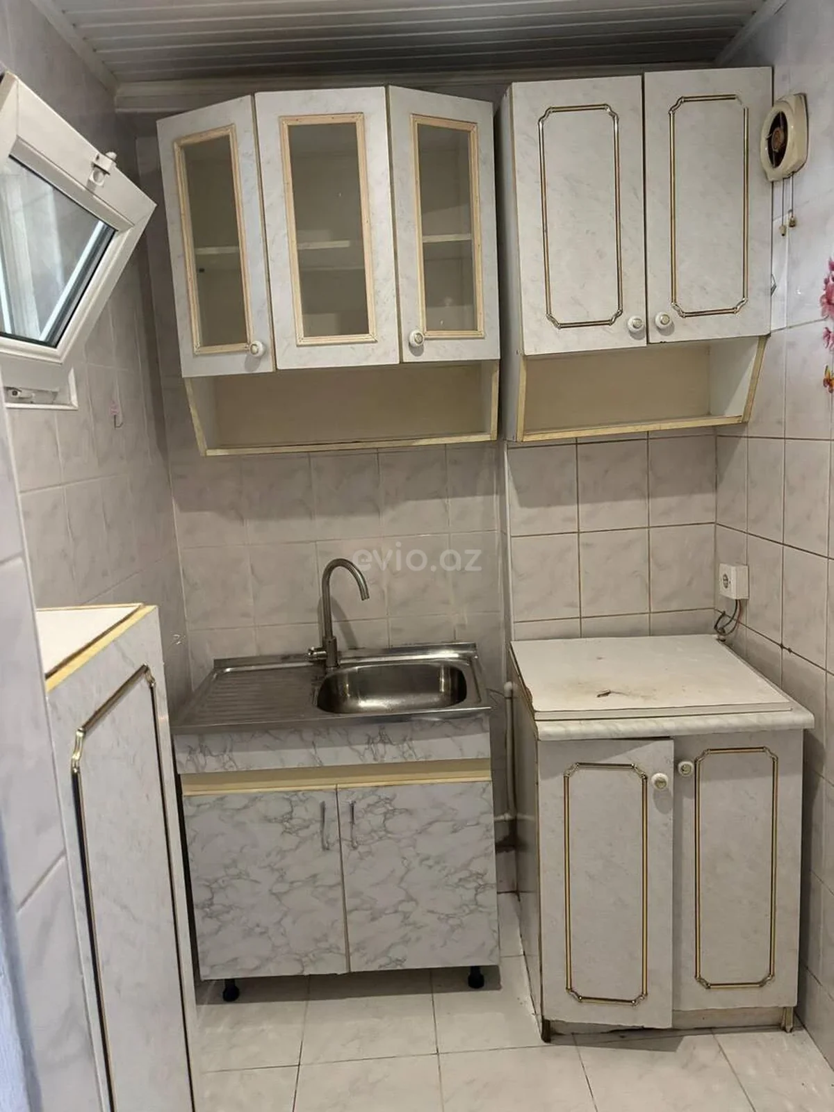 2 otaqlı orta təmirli mənzil satılır Nərimanov rayonunda — Mənzil, Bakı (4)