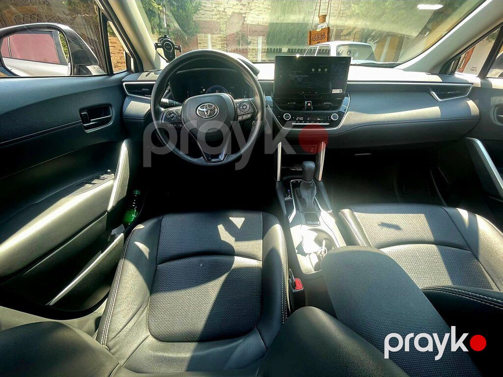 Toyota Corolla Cross, 2.0 L, 1.31 kWh, 2024 il, 28 436 km — Avtomobillər, Bakı (9)