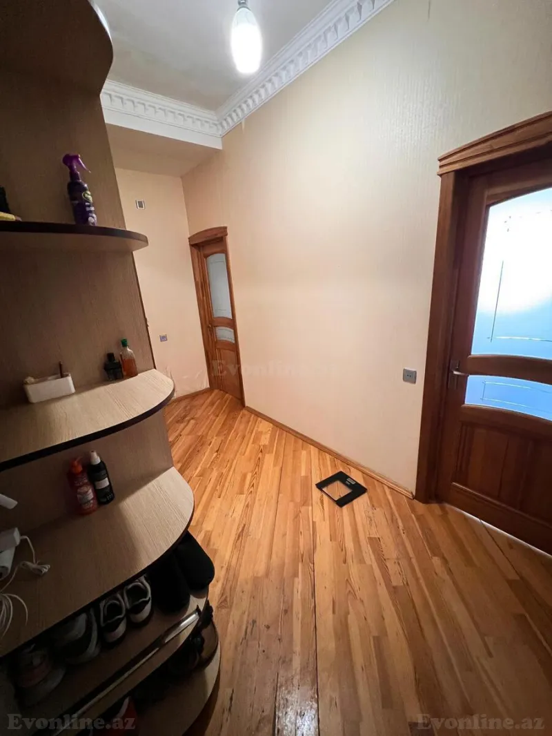 Satılır 3 otaqlı Mənzil Köhnə tikili 80 m² Bakı, Nizami r., Xalqlar Dostluğu m — Mənzil, Bakı (4)