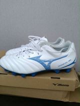 Mizuno Monarcida Neo futbol butsası - Model: Mizuno Monarcida Neo — Mikayil