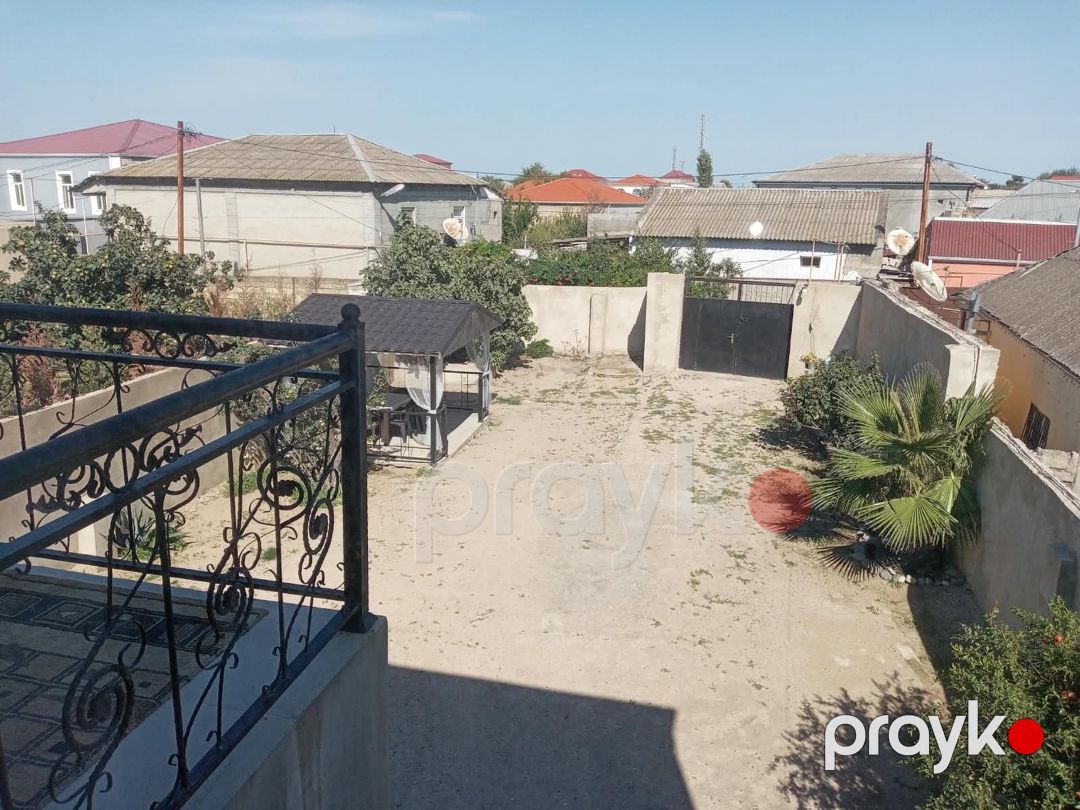 Satılır 4 otaqlı həyət evi/bağ evi 200 m² — Ev, villa, Bakı (3)
