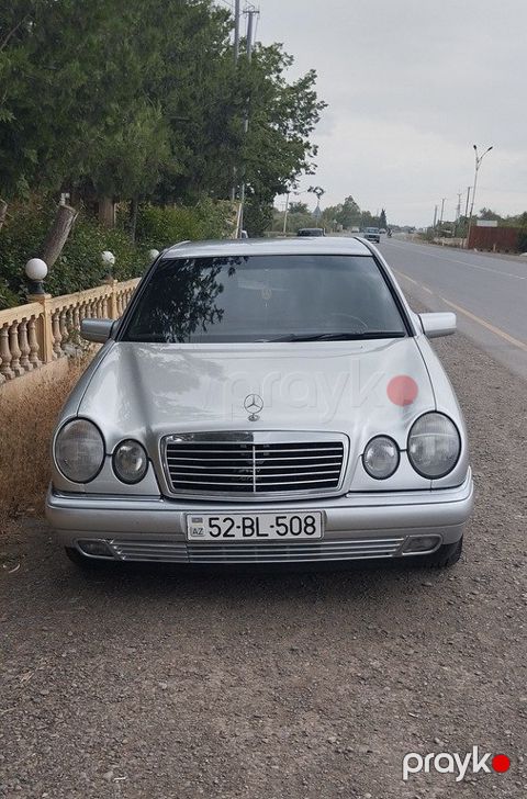Mercedes E 230, 2.3 L, 1997 il, 500 000 km — Salyan