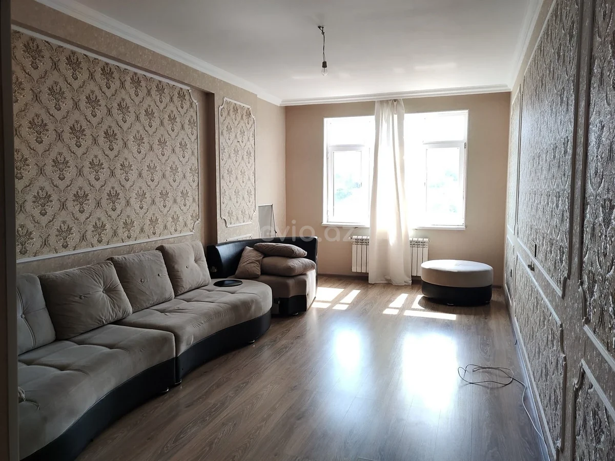 3 otaqlı tam təmirli mənzil satılır Yeni Günəşli qəsəbəsində — Bakı