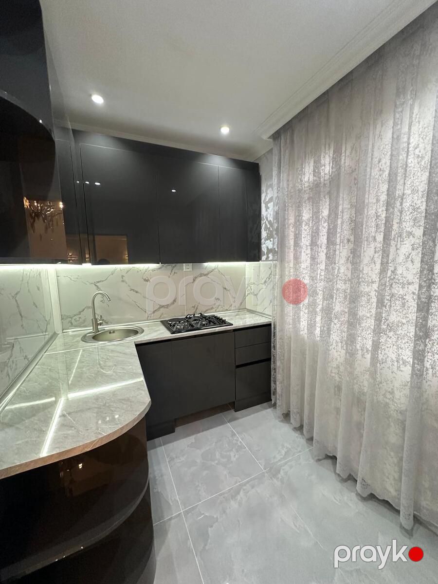 Satılır 2 otaqlı köhnə tikili 58 m² — Mənzil, Bakı (9)