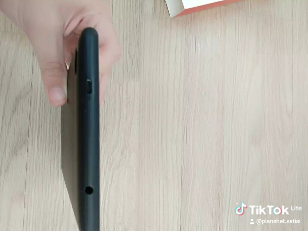 Salam qardaş lar Satilmır‼ yanliz barter ipone samsung ferqi — Lenovo, Bakı (9)
