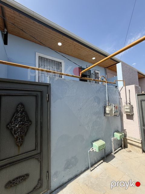Satılır 3 otaqlı həyət evi/bağ evi 60 m² — Bakı