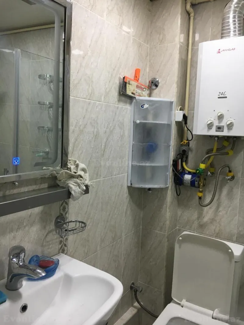 Satılır 2 otaqlı Mənzil Köhnə tikili 42 m² Bakı, Yasamal r., Elmlər Akademiyası m — Mənzil, Bakı (7)