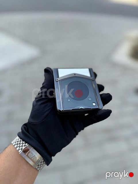 Vertu rəng - Ağ