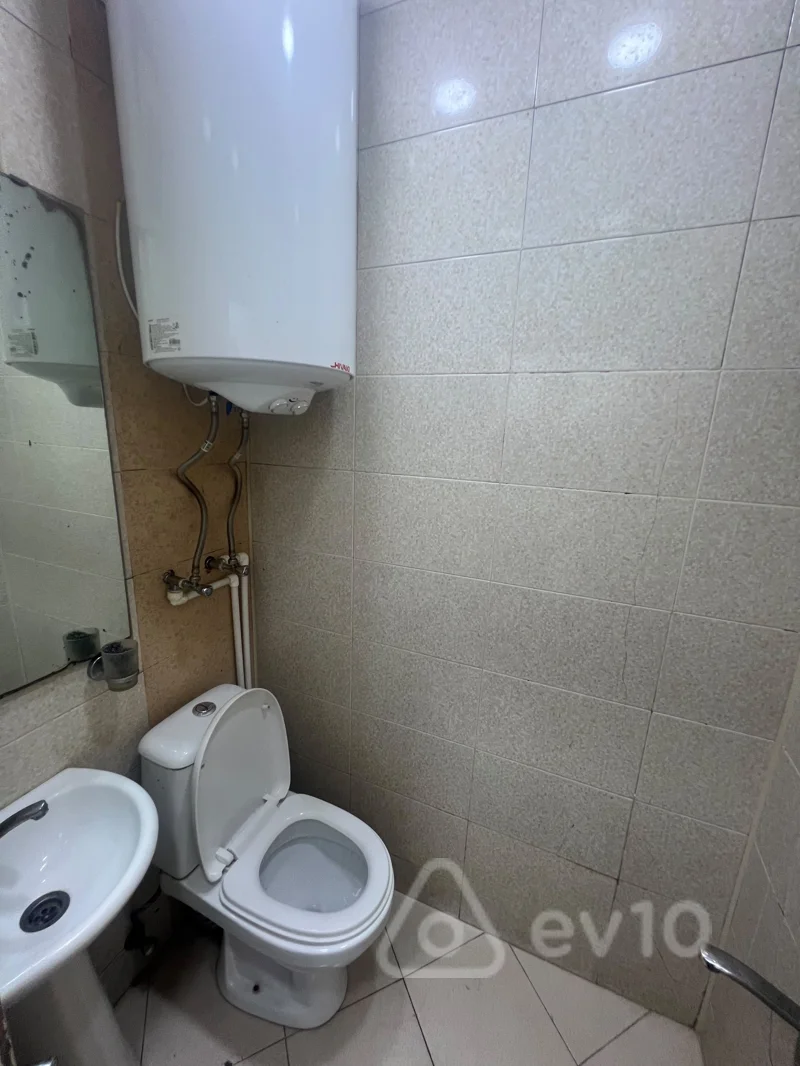 Obyekt, 38 m², 28 May Metrosu,Ceyhun Hacıbəyli küçəsi — kirayə — Əmlak, Bakı (8)