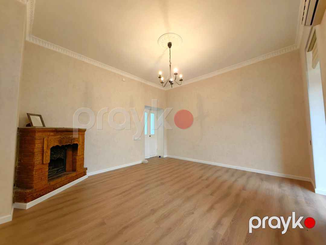 Satılır 2 otaqlı köhnə tikili 57 m² — Mənzil, Bakı (5)