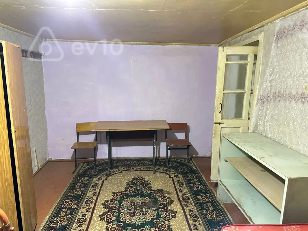 1 otaqlı həyət evi, 28 m², Insaatcilar metrosu — kirayə — Bakı