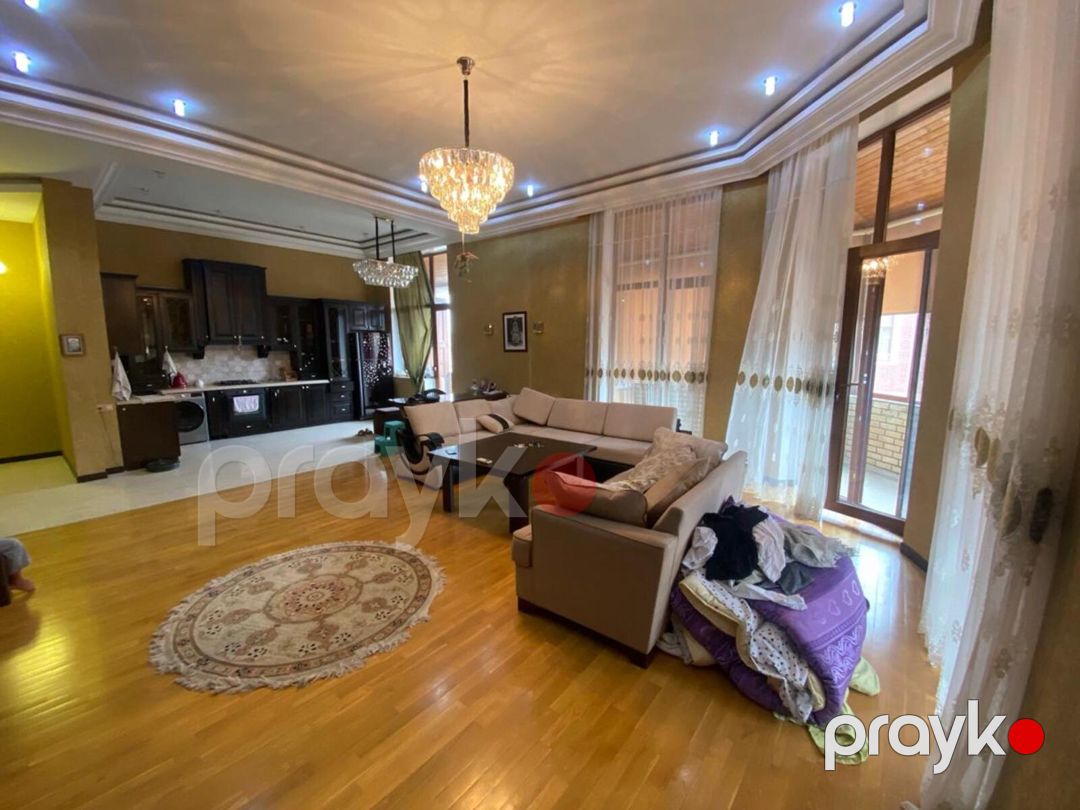 Satılır 4 otaqlı yeni tikili 200 m² — Mənzil, Bakı (3)