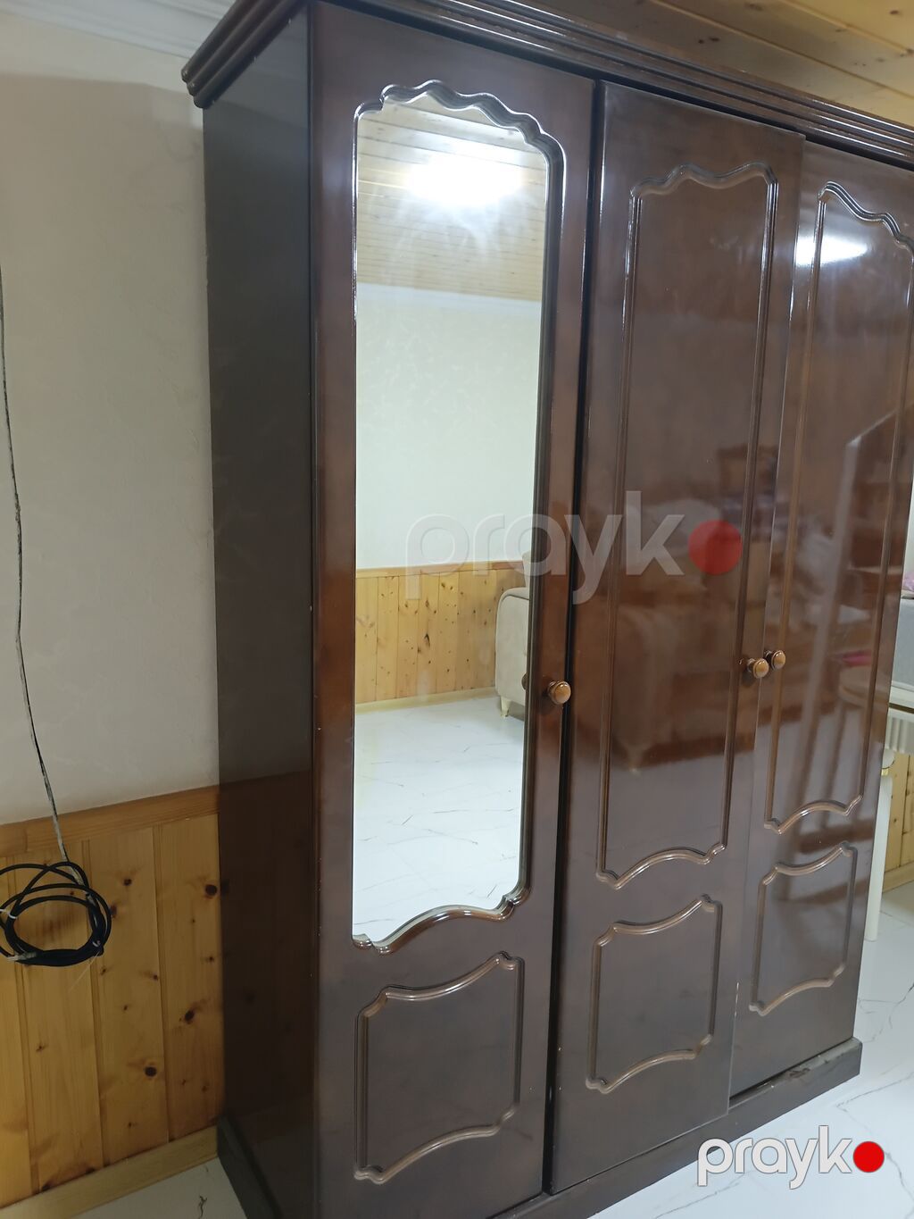 3 qapılı geyim dolabı - Material: taxta əsaslı, tünd qəhvəyi parlaq — Şkaflar, Digah (2)