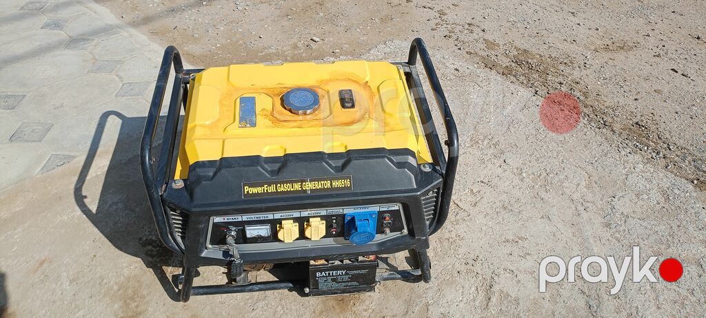 Məhsul: Benzinli generator Model üzərində yazı: “PowerFull Gasoline — Generatorlar, Digah (4)
