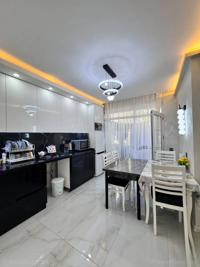 Satılır 2 otaqlı Mənzil Köhnə tikili 60 m² Bakı, Xətai r., Həzi Aslanov m., Əhmədli — Mənzil, Bakı (4)