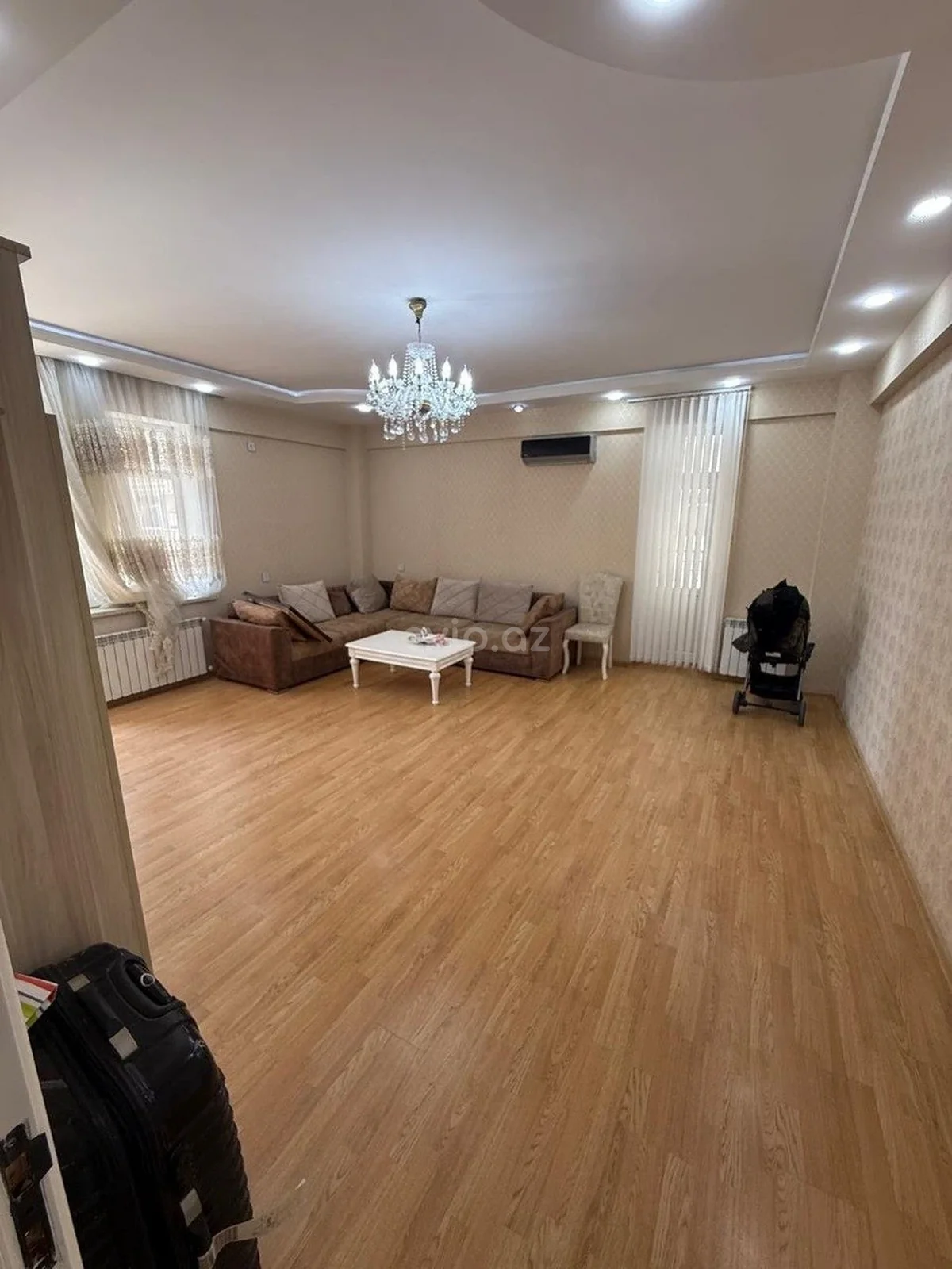 2 otaqlı tam təmirli mənzil satılır 6-cı mikrorayonda — Bakı