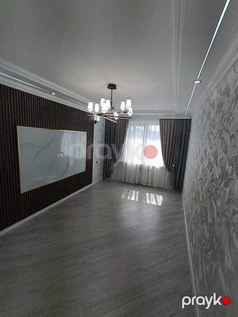 Satılır 3 otaqlı köhnə tikili 80 m² — Bakı
