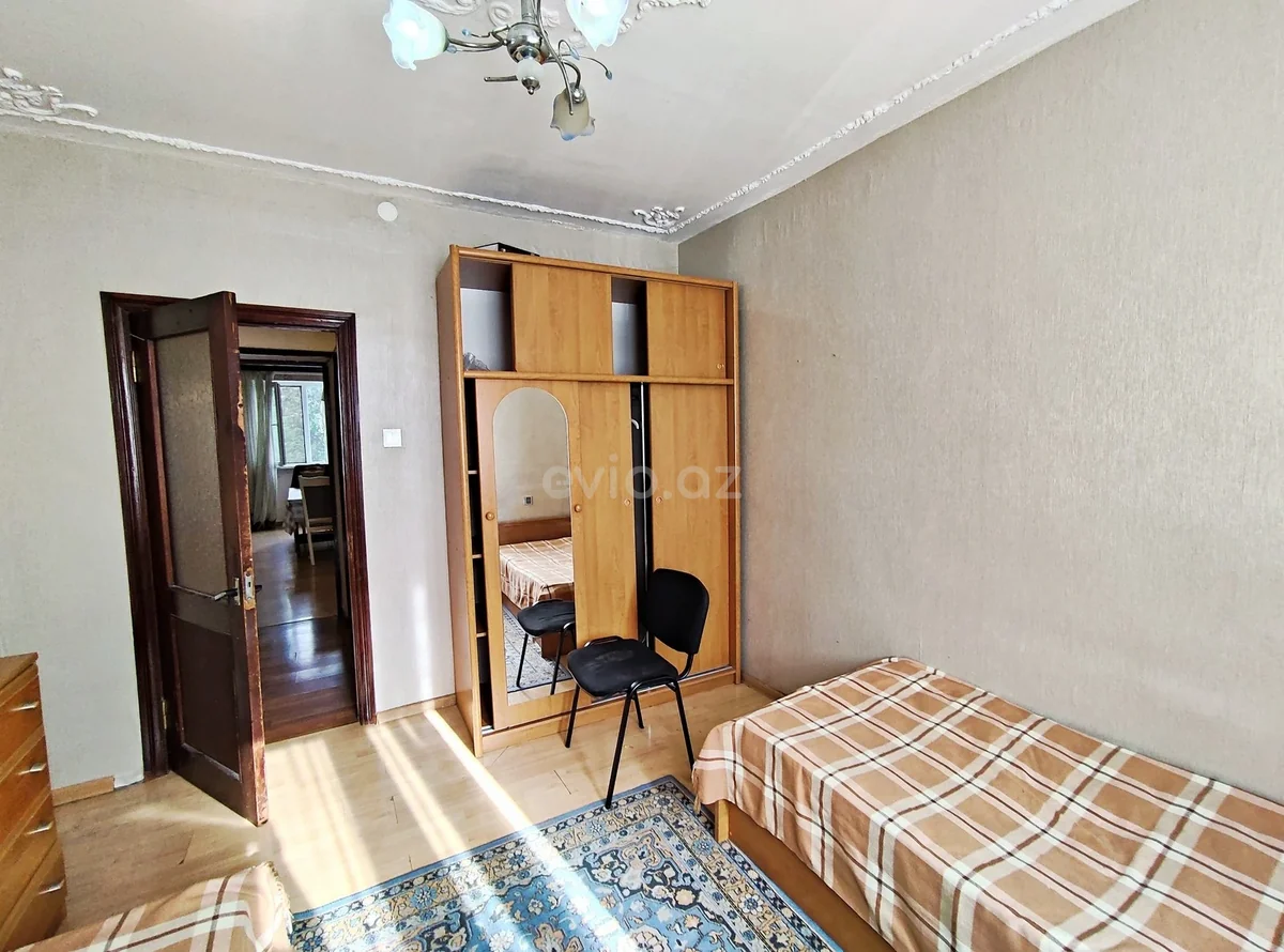 3 otaqlı orta təmirli mənzil satılır Nizami rayonunda — Mənzil, Bakı (3)