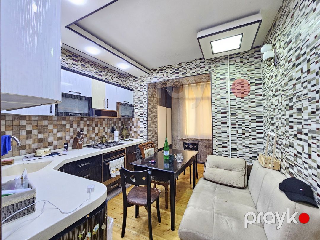 Satılır 4 otaqlı köhnə tikili 110 m² — Mənzil, Bakı (6)