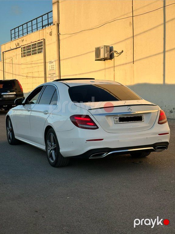 Mercedes E 300, 2.0 L, 2017 il, 190 000 km — Avtomobillər, Bakı (2)