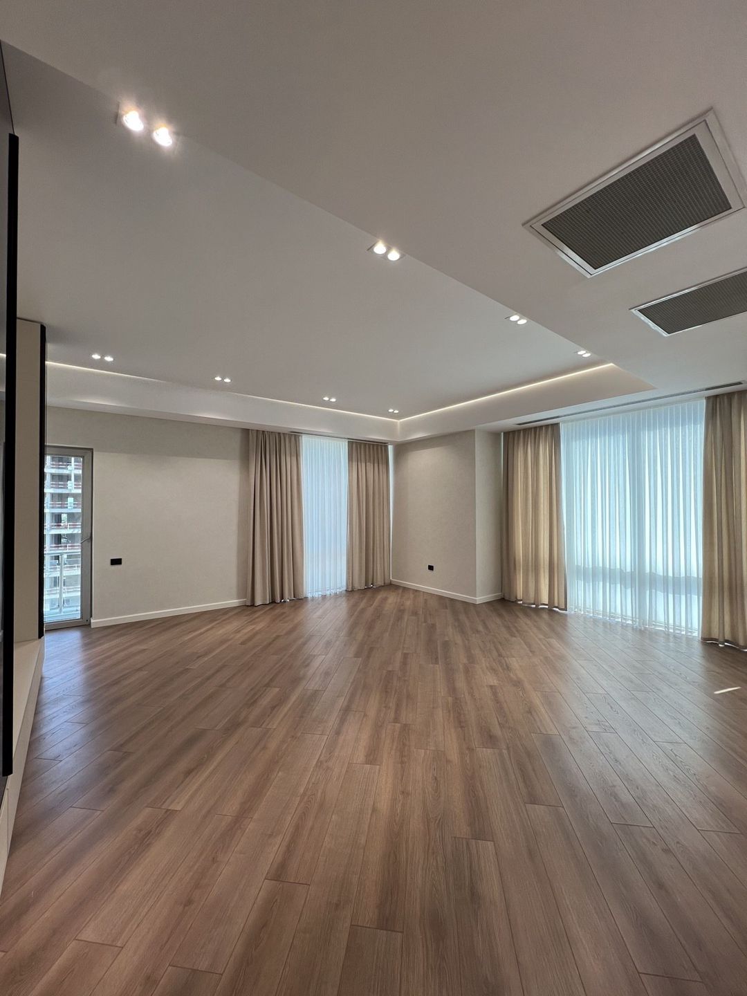 Satılır 3 otaqlı yeni tikili 148 m² — Mənzil, Bakı (2)