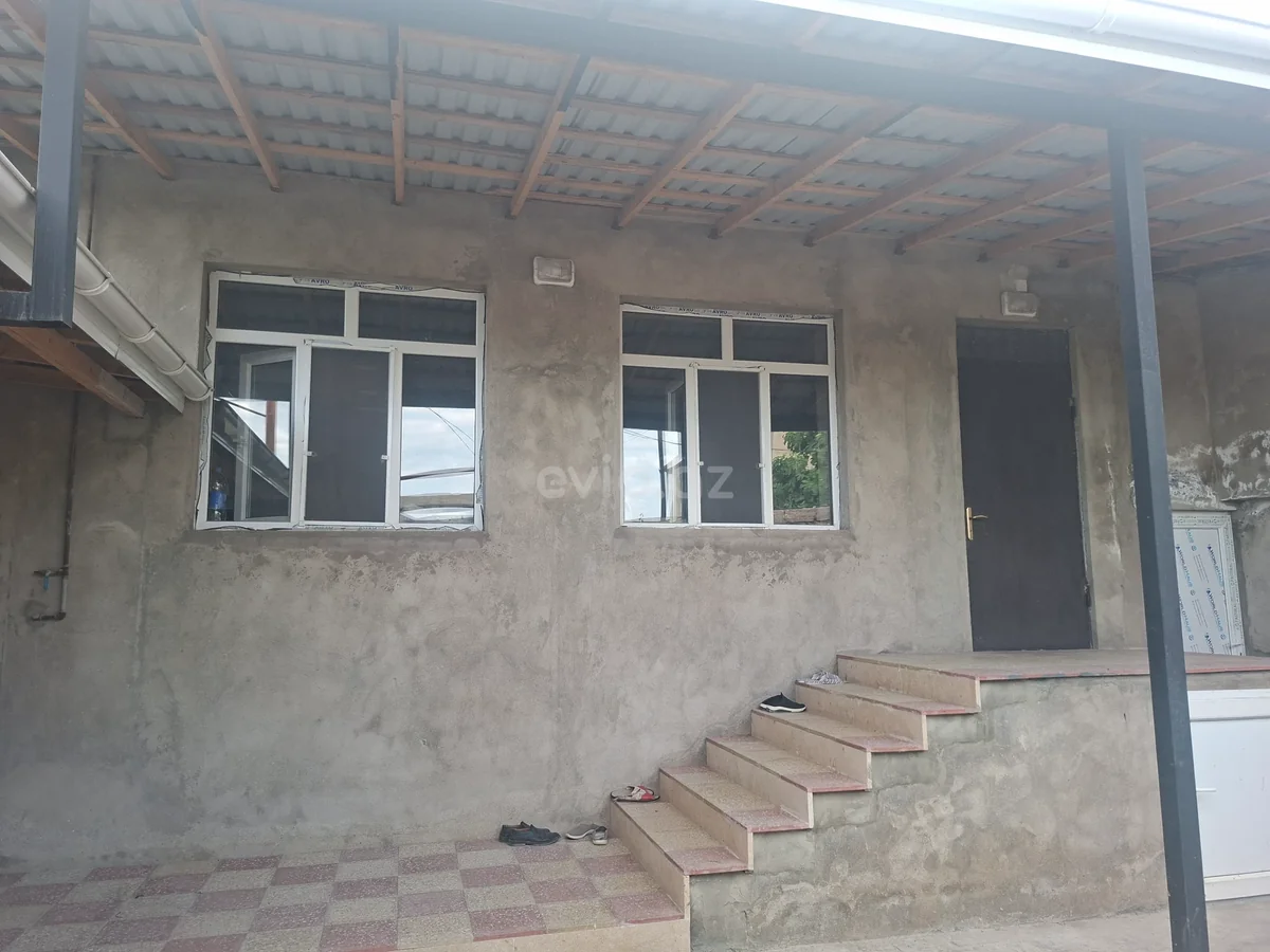 3 otaqlı həyət evi satılır Albalılıq qəsəbəsində — Ev, villa, Bakı (3)