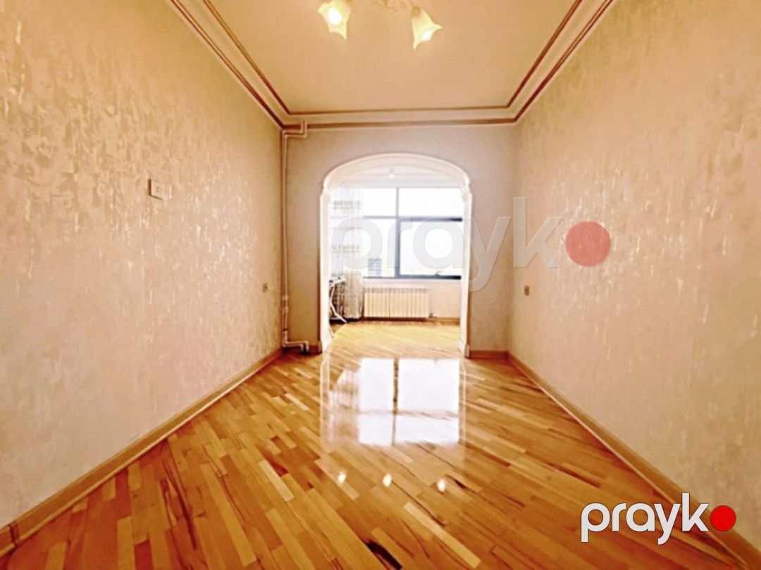 Satılır 2 otaqlı köhnə tikili 65 m² — Mənzil, Bakı (5)