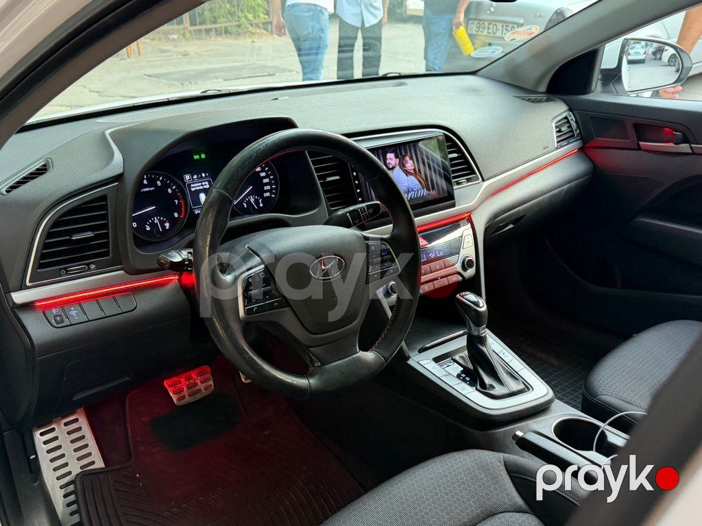 Hyundai Elantra, 2.0 L, 2018 il, 98 000 km — Avtomobillər, Bakı (9)