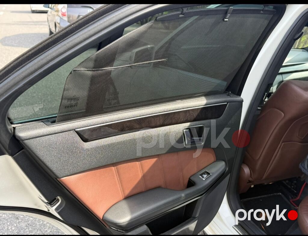 Mercedes-Benz E 300: 3 l 2009 il Sedan — Avtomobillər, Digah (9)