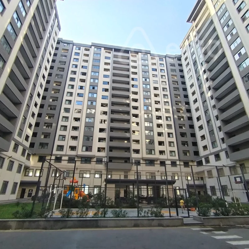 3 otaqlı mənzil, 159 m², Salamzadə küçəsi — Bakı