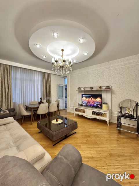 Satılır 2 otaqlı yeni tikili 82 m² — Bakı