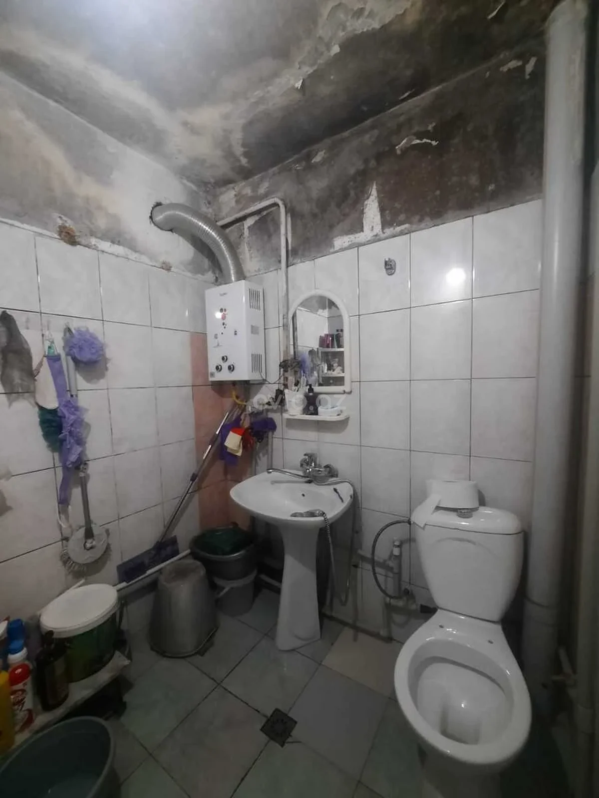 2 otaqlı orta təmirli mənzil satılır Bakıxanov qəsəbəsində — Mənzil, Bakı (8)