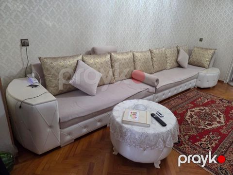 Divan — Bakı