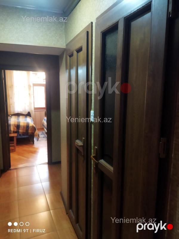 Satılır 3 otaqlı Bina evi menzil (Köhnə tikili), 68 m², 8-ci mikrorayon — Mənzil, Sumqayıt (8)