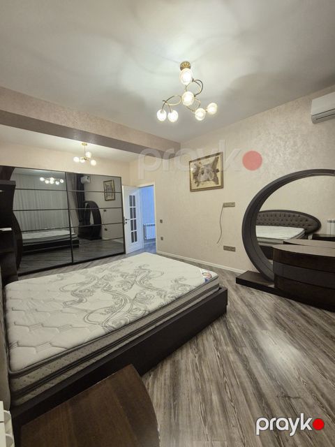 Satılır 2 otaqlı yeni tikili 114 m² — Bakı