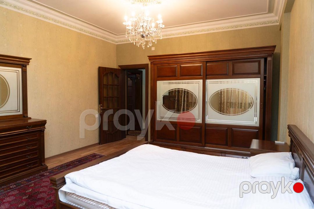 İcarəyə verilir 8 otaqlı həyət evi/bağ evi 400 m² — Ev, villa, Bakı (11)
