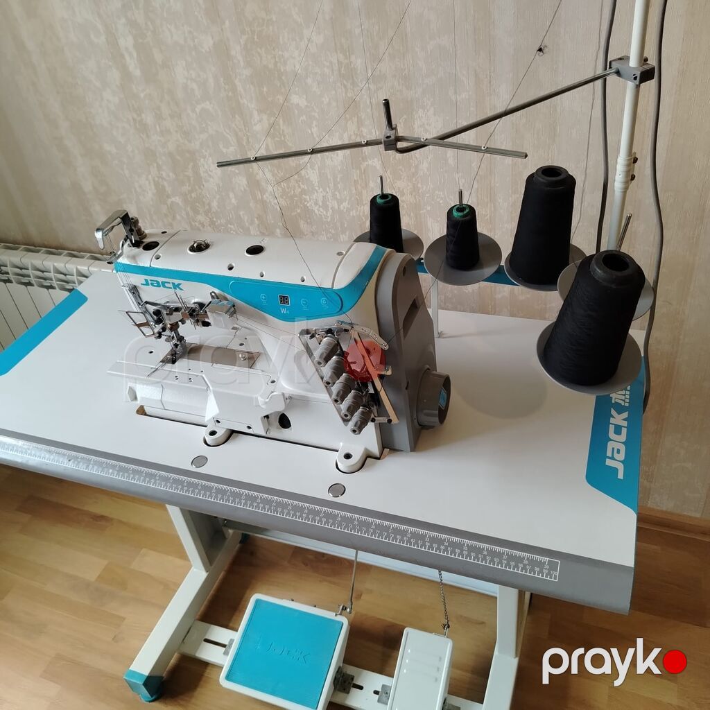 Jack W4 sənaye coverstitch maşını – stol və pedallı tam komplekt — Tikiş və işəmə maşınları, Bakı (2)