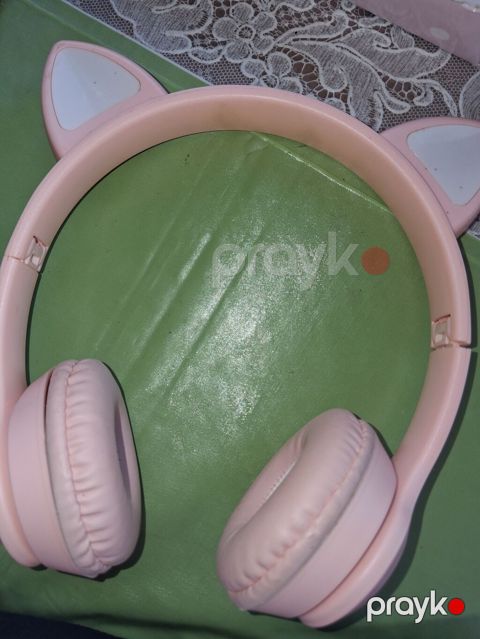 Pişik qulaqlı başlıq dizaynına malik, çəhrayı rəngli over‑ear — Bakı