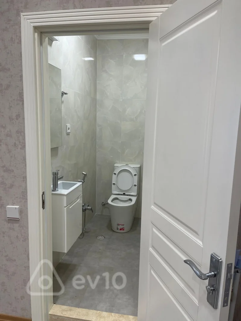 2 otaqlı mənzil, 72 m², 28 May — kirayə — Mənzil, Bakı (8)