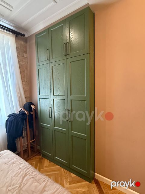 Dolab 350₼ .Ela veziyyetde .Unvan Lokbatan &Rumi E — Bakı