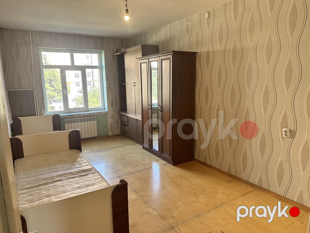 Satılır 1 otaqlı köhnə tikili 45 m² — Mənzil, Bakı (3)
