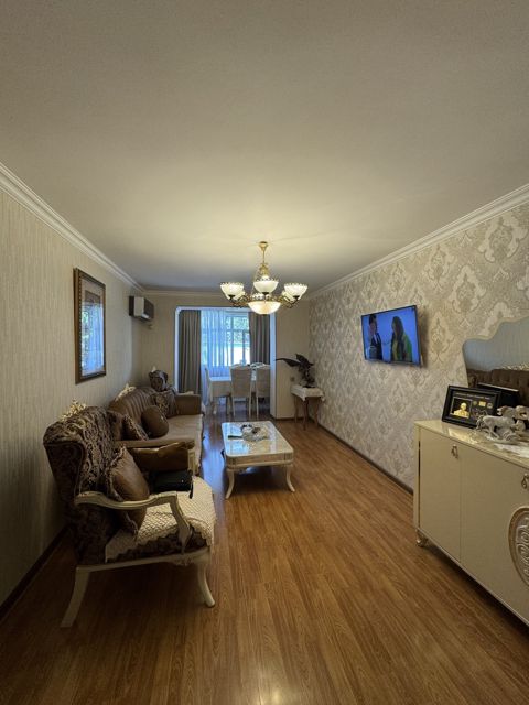 Satılır 3 otaqlı köhnə tikili 80 m² — Cavid