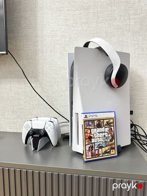 PlayStation 5 oyun konsolu paketi - Konsol: Sony PlayStation 5 — Bakı
