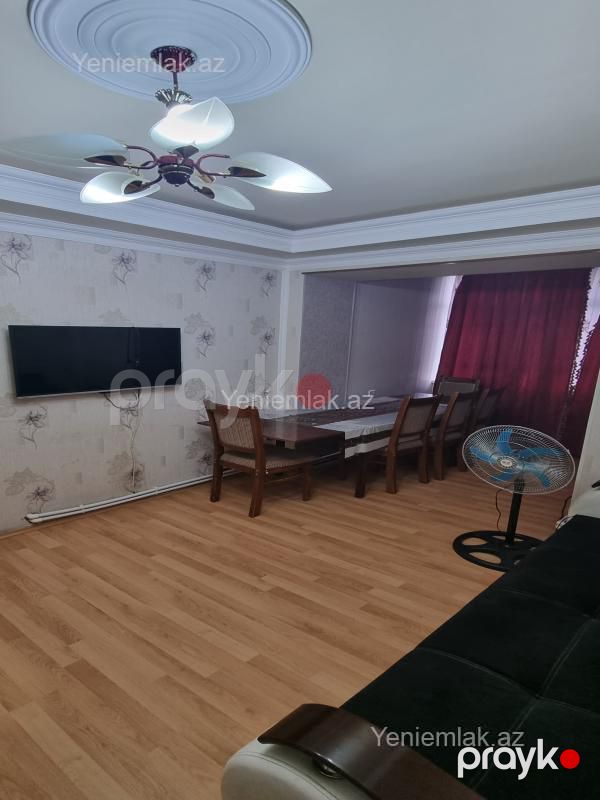 Satılır 3 otaqlı Bina evi menzil (Köhnə tikili), 72 m², 8-ci mikrorayon — Mənzil, Sumqayıt (6)
