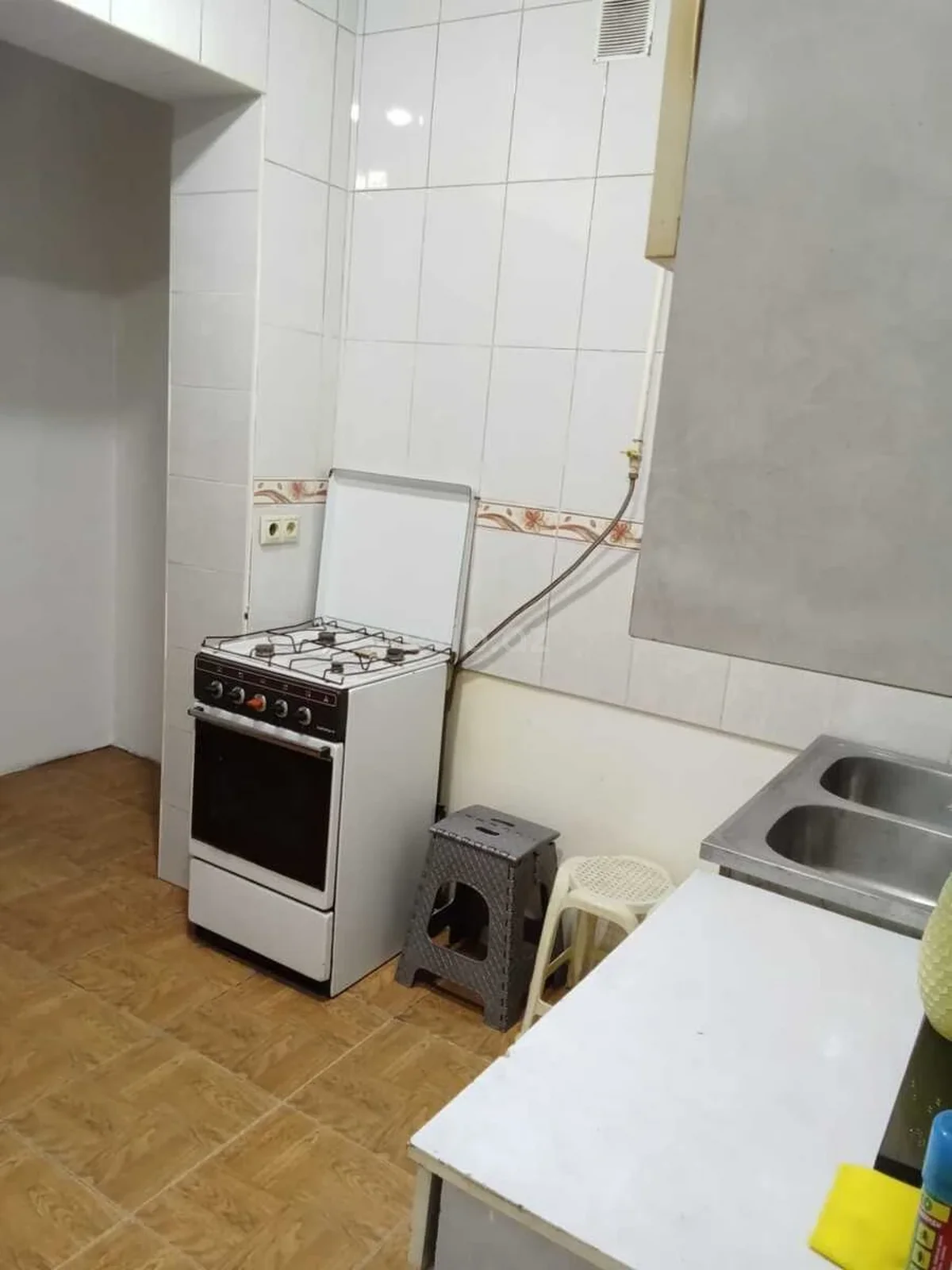2 otaqlı orta təmirli mənzil satılır Yasamal qəsəbəsində — Mənzil, Bakı (5)